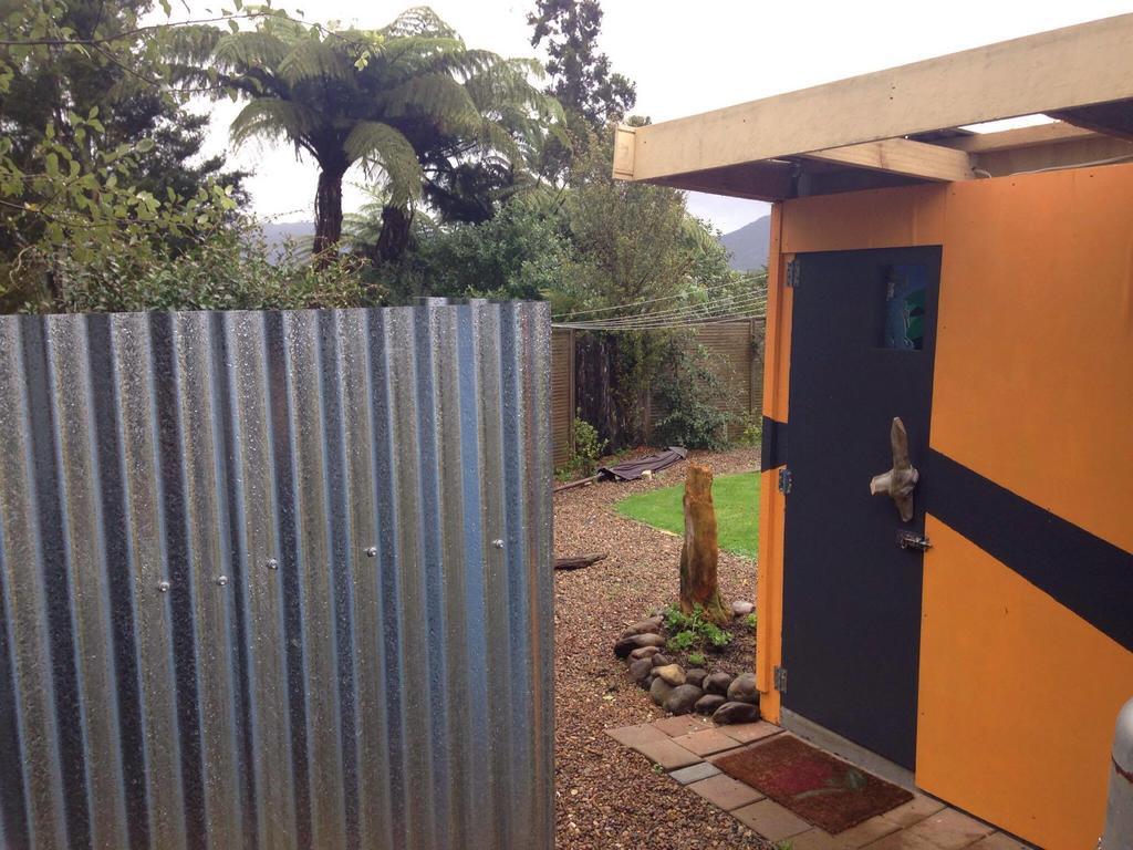 Starry Nights Cabin Fever Waikino Exterior foto